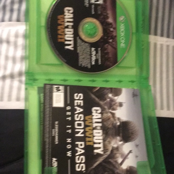 Call of duty wwII Xbox one - Picture 2 of 2